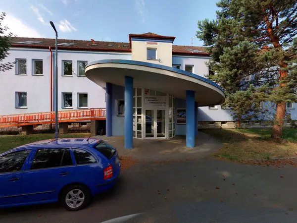 Fotografie školy "Střední škola informatiky a finančních služeb, Plzeň, Klatovská 200 G"