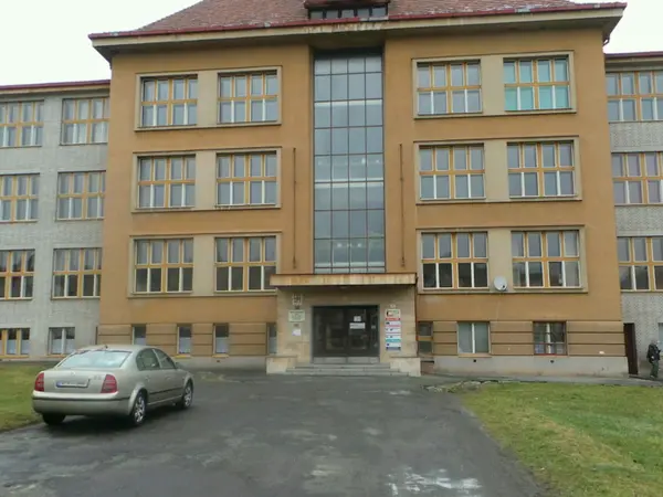 Fotografie školy "Gymnázium a Střední odborná škola, Plasy"