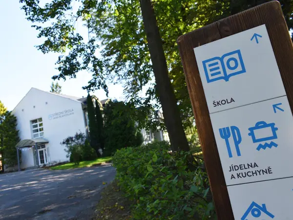 Fotografie školy "Střední škola pedagogická a sociálně právní a střední zdravotnická škola Jana Blahoslava"