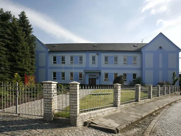 Fotografie školy "Střední škola podnikatelská Klimkovice"