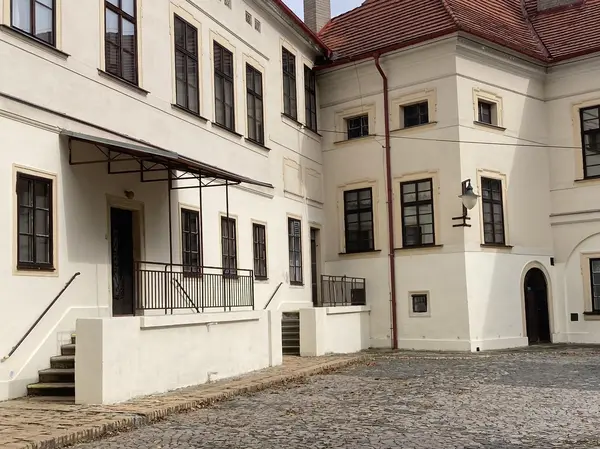 Fotografie školy "Střední odborná škola a Střední odborné učiliště, Horky nad Jizerou"