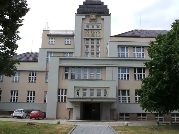 Fotografie školy "Vyšší odborná škola, Střední průmyslová škola a Jazyková škola s právem státní jazykové zkoušky, Kutná Hora"