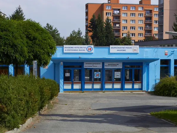Fotografie školy "Akademie hotelnictví a cestovního ruchu - střední škola"