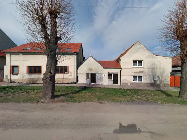 Fotografie školy "Euroinstitut, praktická škola a odborné učiliště"