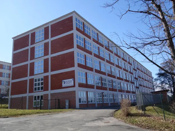 Fotografie školy "Střední průmyslová škola polytechnická - Centrum odborné přípravy Zlín"