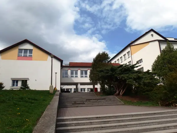 Fotografie školy "Městské víceleté gymnázium Klobouky u Brna"