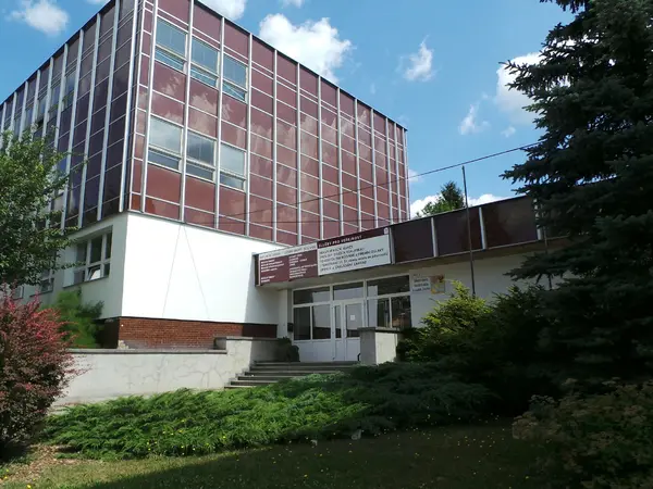 Fotografie školy "Střední škola sociální péče a služeb, Zábřeh, nám. 8. května 2"