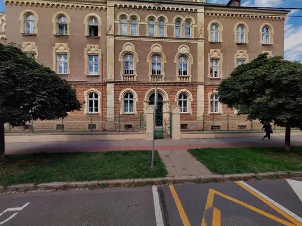 Fotografie školy "Soukromá obchodní akademie Opava"