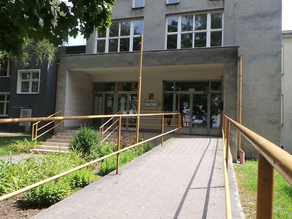 Fotografie školy "Odborné učiliště a Praktická škola, Hlučín"