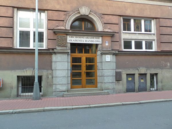 Fotografie školy "Obchodní akademie Český Těšín"