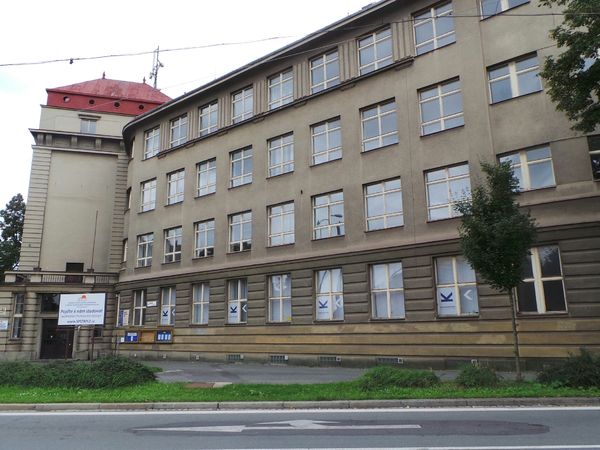 Fotografie školy "Střední průmyslová škola strojnická a Střední odborná škola profesora Švejcara, Plzeň"