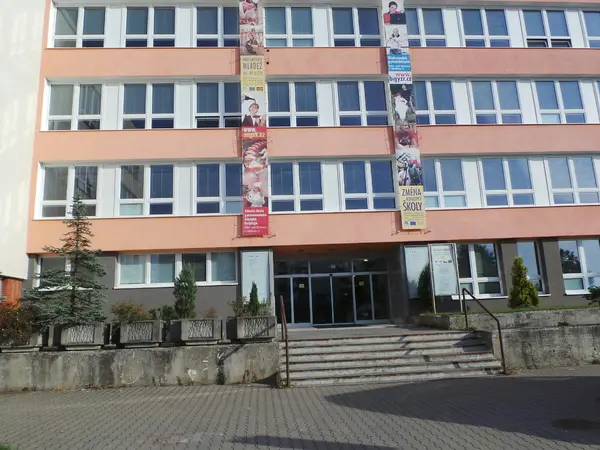 Fotografie školy "Biskupské gymnázium"