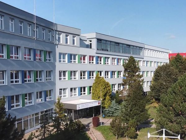 Fotografie školy "Střední průmyslová škola Brno, Purkyňova"