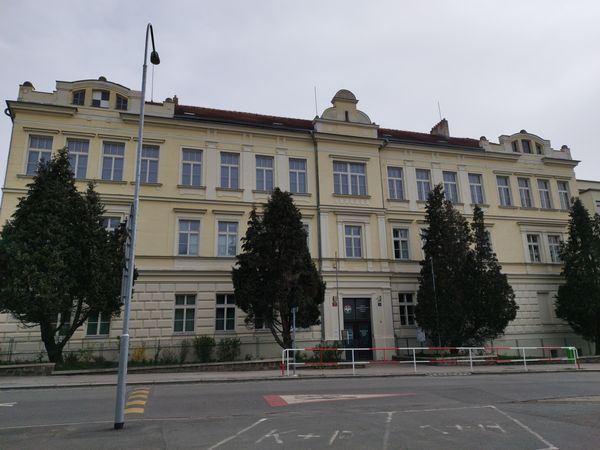 Fotografie školy "Střední zahradnická škola a Střední odborné učiliště"