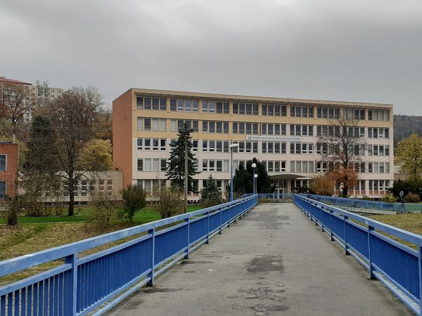 Fotografie školy "Střední průmyslová škola strojnická Vsetín"