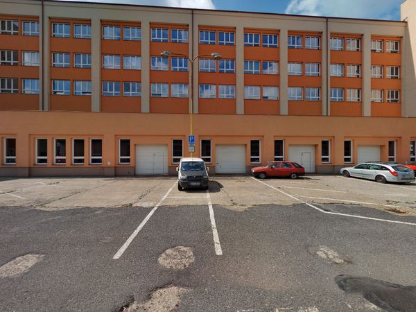 Fotografie školy "Střední průmyslová škola technická, Jablonec nad Nisou, Belgická 4852"