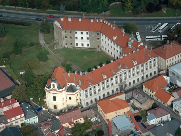 Fotografie školy "Církevní gymnázium v Kutné Hoře"