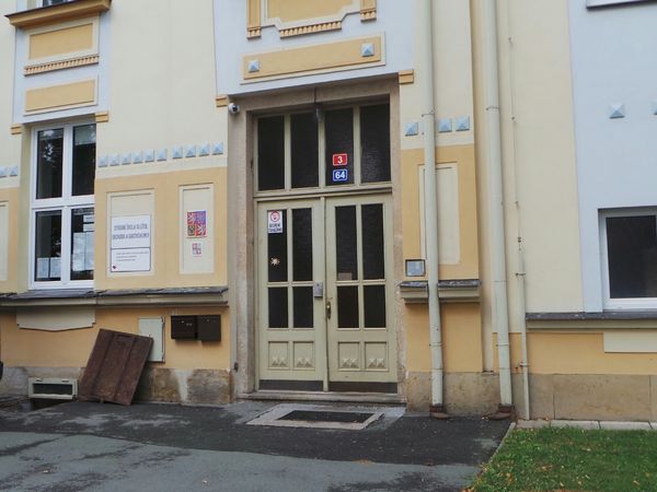 Fotografie školy "Střední škola služeb, obchodu a gastronomie"