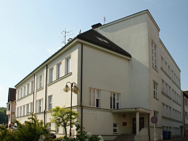 Fotografie školy "Střední škola Semily"