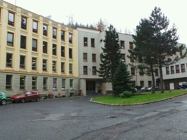 Fotografie školy "Střední škola designu interiéru Kateřinky - Liberec"