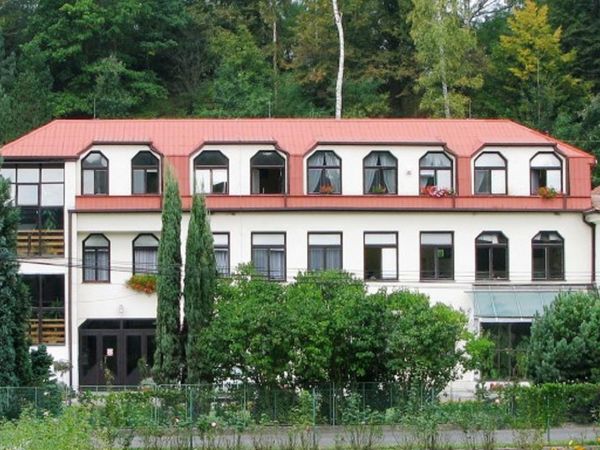 Fotografie školy "Střední odborné učiliště Liběchov"