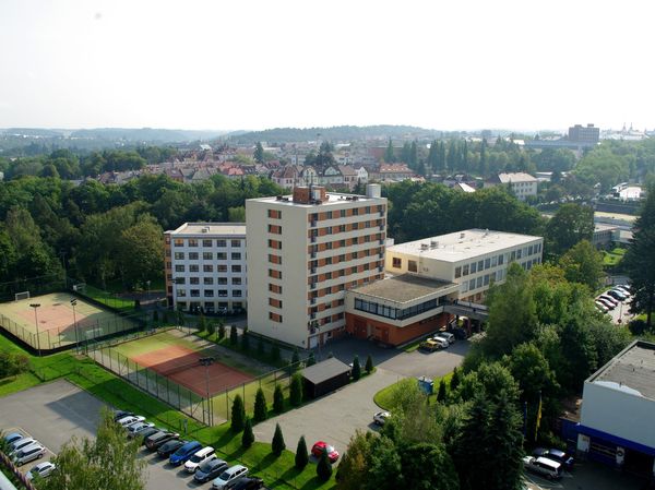 Fotografie školy "OA, VOŠZ a SZŠ, SOŠS a Jazyková škola s právem státní jazykové zkoušky Jihlava"