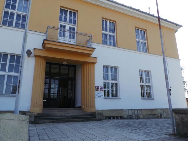 Fotografie školy "Střední škola zdravotnická a sociální Ústí nad Orlicí"