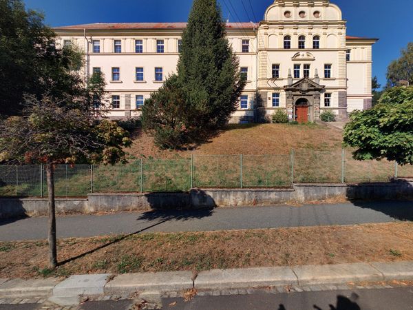 Fotografie školy "ZŠ a střední škola Aš"