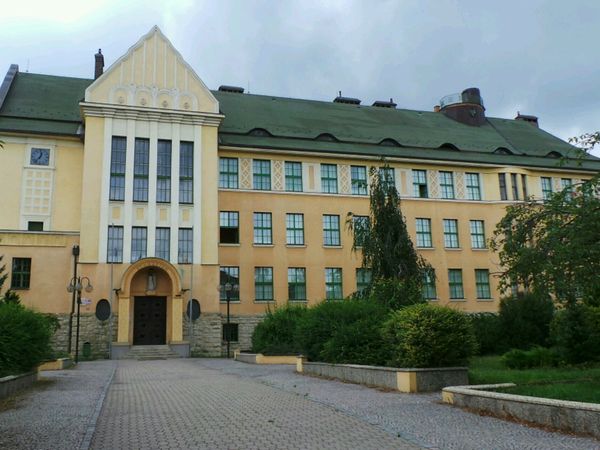 Fotografie školy "Gymnázium Česká Třebová"