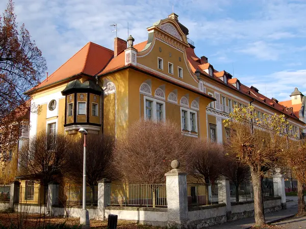 Fotografie školy "Gymnázium, Sušice, Fr. Procházky 324"