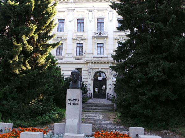 Fotografie školy "Soukromá střední odborná škola Frýdek-Místek"