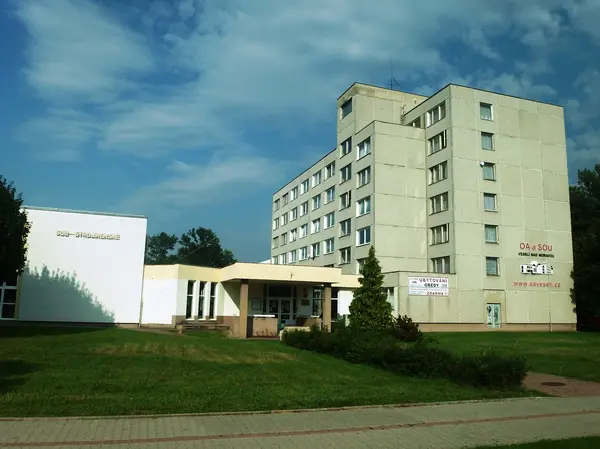 Fotografie školy "Obchodní akademie a střední škola polytechnická Veselí nad Moravou, příspěvková organizace"