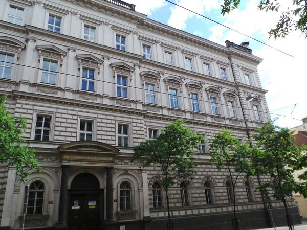 Fotografie školy "Obchodní akademie, ŠKOLA 2000, Praha"