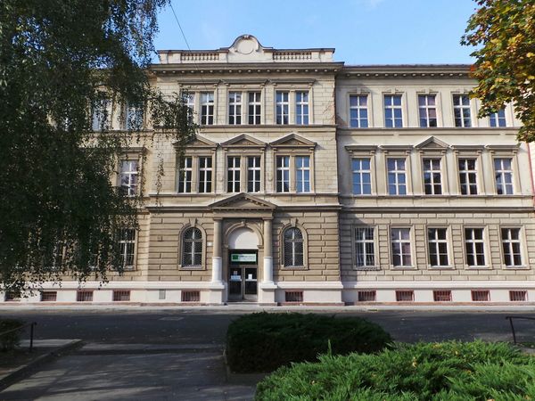 Fotografie školy "Střední průmyslová škola stavební a Střední odborná škola stavební a technická, Ústí nad Labem"