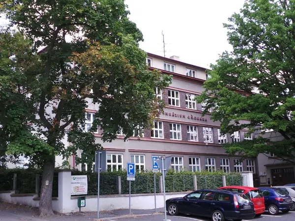 Fotografie školy "Gymnázium J. Š. Baara Domažlice"