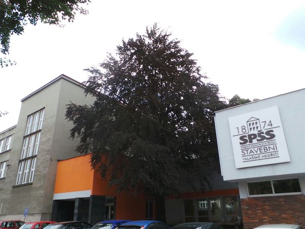 Fotografie školy "Střední průmyslová škola stavební Valašské Meziříčí"