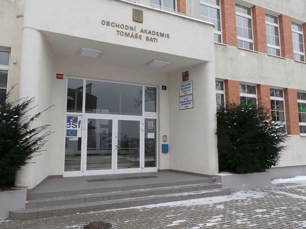 Fotografie školy "Obchodní akademie Tomáše Bati a Vyšší odborná škola ekonomická Zlín"