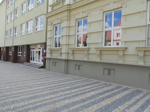 Fotografie školy "Střední zdravotnická škola a Vyšší odborná škola zdravotnická Znojmo"