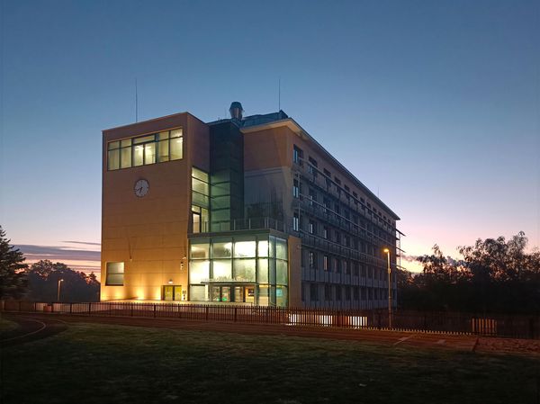 Fotografie školy "Střední odborná škola logistických služeb"