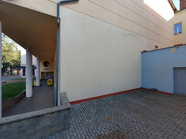 Fotografie školy "Gymnázium Vincence Makovského Nové Město na Moravě"