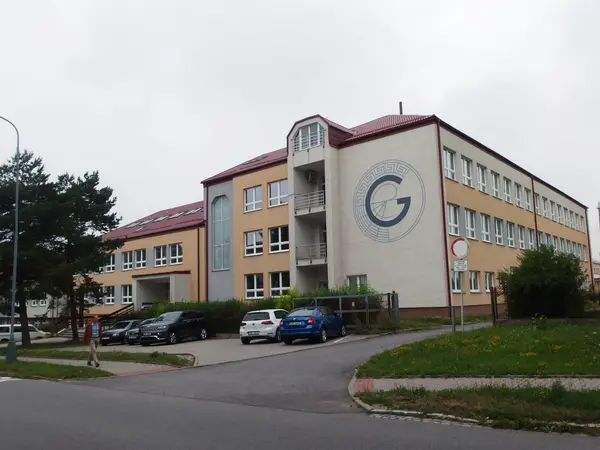 Fotografie školy "Gymnázium Žďár nad Sázavou"