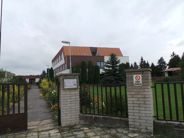 Fotografie školy "Střední odborné učiliště Nové Strašecí"