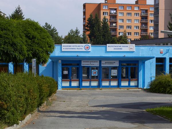Fotografie školy "Akademie hotelnictví a cestovního ruchu - střední škola"