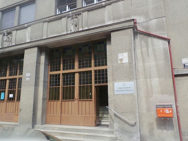 Fotografie školy "Církevní střední zdravotnická škola"