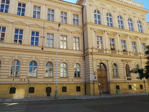 Fotografie školy "Střední odborná škola Praha, Drtinova"