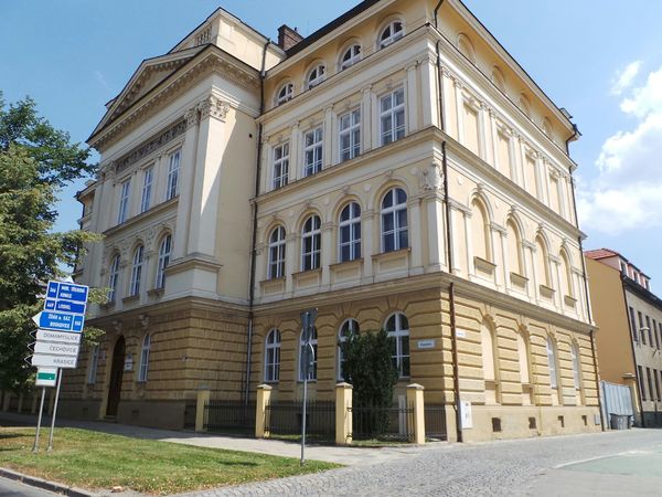 Fotografie školy "Obchodní akademie Prostějov"