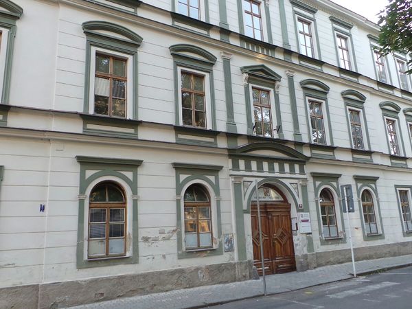 Fotografie školy "Obchodní akademie a Vyšší odborná škola, Příbram"