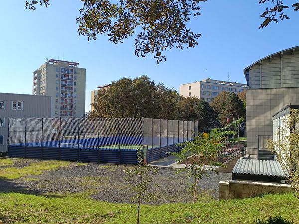 Fotografie školy "MERIDIAN INTERNATIONAL SCHOOL"