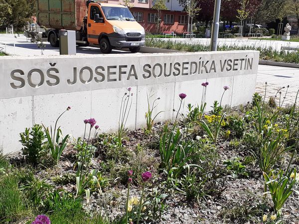 Fotografie školy "Střední odborná škola Josefa Sousedíka Vsetín"