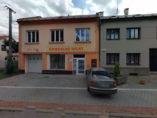 Fotografie školy "Střední škola Euroinstitut v Olomouckém kraji"